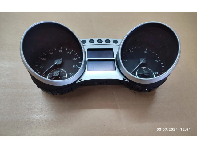 Přístrojová deska  Mercedes-Benz ML W164 2006 A2515402748  