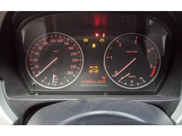 Přístrojová deska  BMW 3 G20 G21 2019 684267041, 9242396  