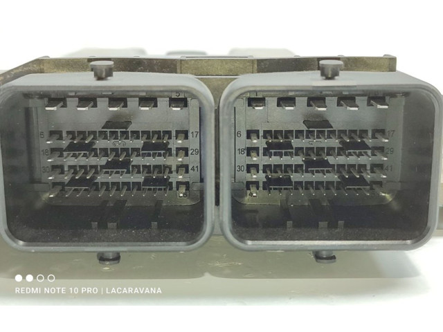 Блок управления двигателя 9807885980   Peugeot Partner