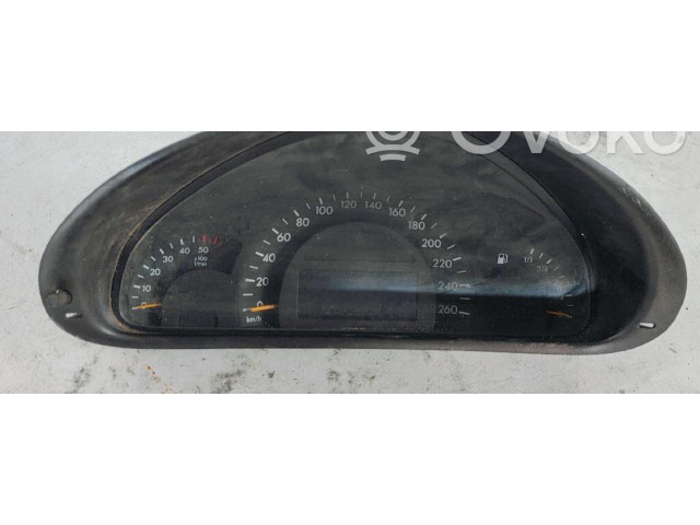 Přístrojová deska  Mercedes-Benz C W203 2016 A2035401347  