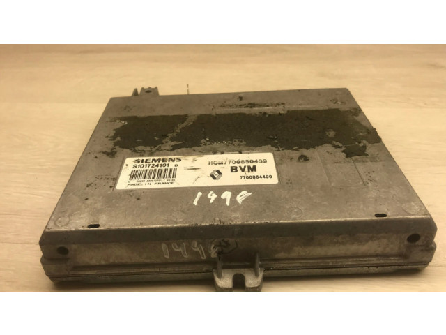 Řídící jednotka S101724101D, 7700850439   Renault Safrane 1996