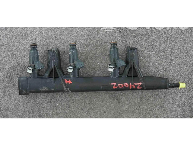 Vstřikovač 9676020480, 9676017480   Peugeot 208    EB0 (ZMZ) 