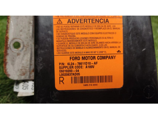 Подушка безопасности в сиденье 6L2478611D10AF   Ford Explorer