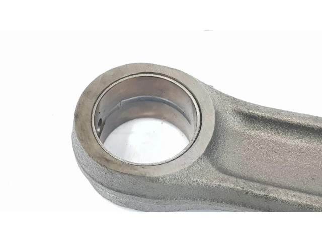 Ojnice  11242243157    BMW 5 E39  2.5