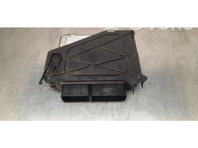 Pojistková skříňka Блок управления двигателя 9818703480   Peugeot Traveller 2020