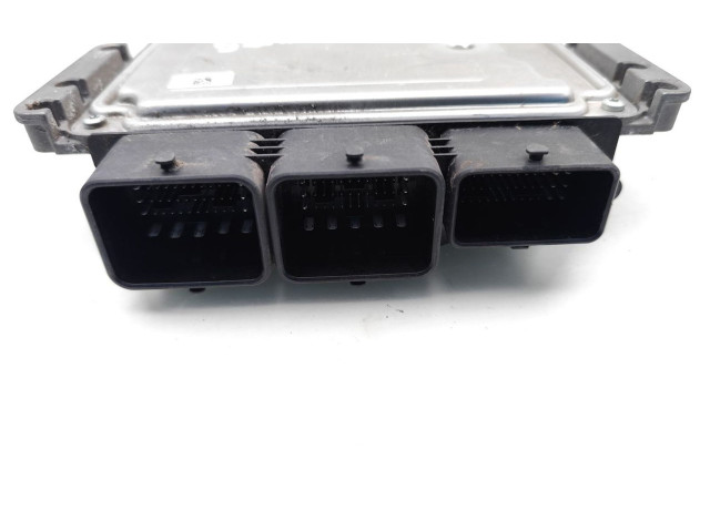 Řídící jednotka 9677013180, 0281017333   Citroen C3 Picasso 2011