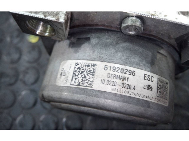 Блок АБС 51920296, P3-A8-17-4   Alfa Romeo  Giulietta   -  года