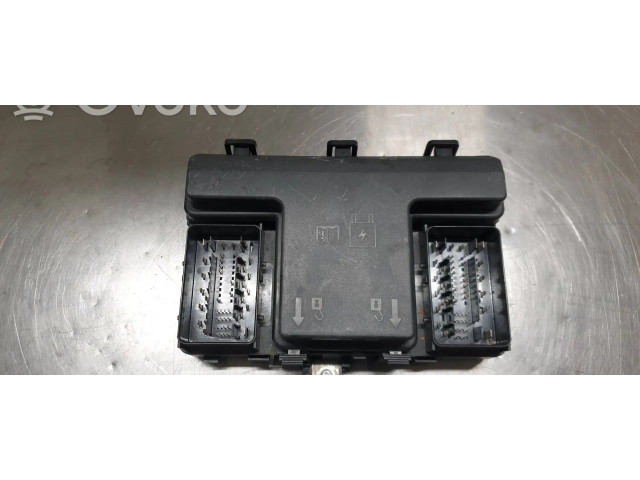   Pojistková skříňka FG9T14A067EB, 16232846   Ford Mondeo MK  2017