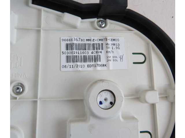 Přístrojová deska  Peugeot 206 2000 9666636780  