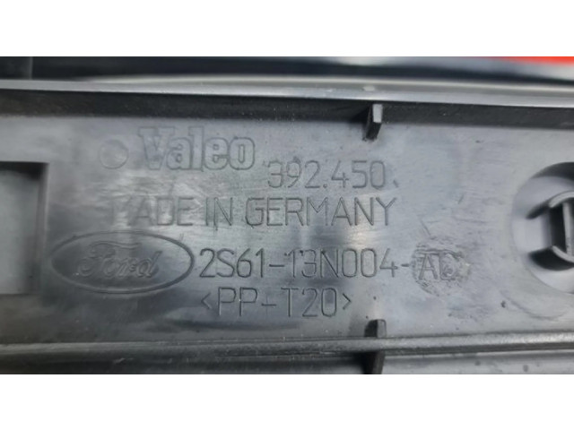 Задний фонарь  392450, 2S6113N004AK    Ford Fusion   2002-2005 года