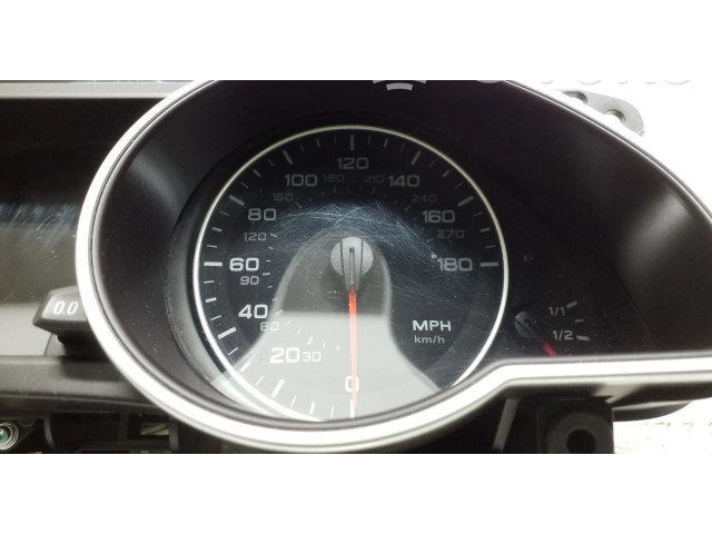 Přístrojová deska  Audi A5 8T 8F 2010 8T0920981K  