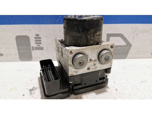 Jednotka ABS 31317450, 33140759   Volvo V60 2013