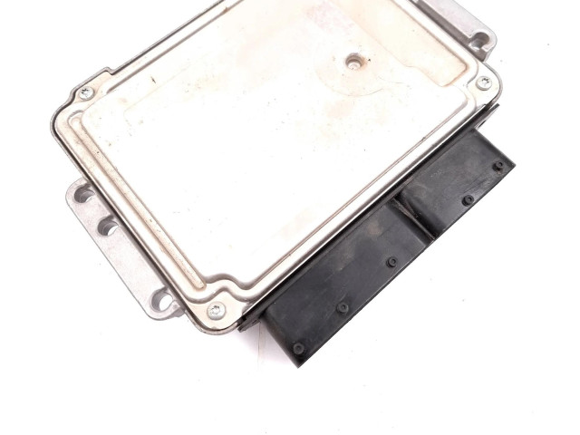Řídící jednotka 0281012655, 3911427285   Hyundai Tucson JM 2005