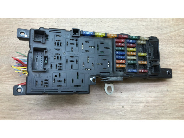   Pojistková skříňka 518828017, 8678449   Volvo S40 2010