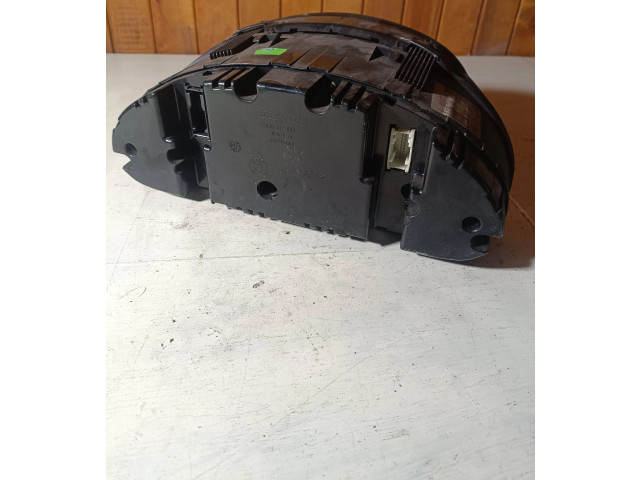 Přístrojová deska  BMW 3 E46 2002 6901923, 990222  