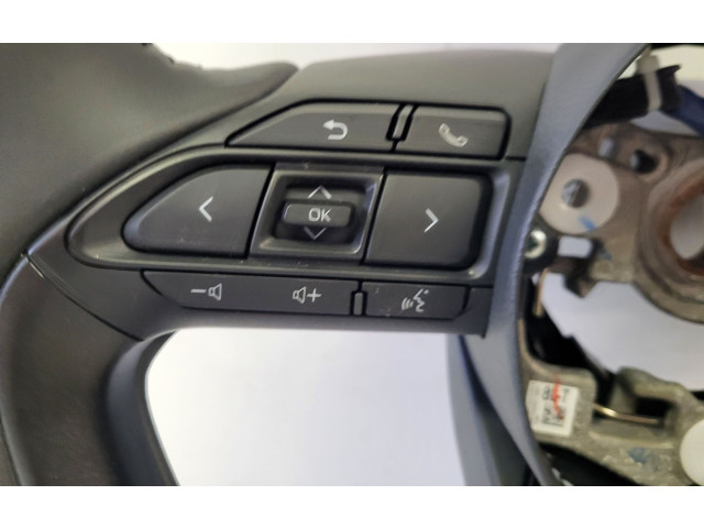 Volant Toyota Yaris XP210 2022 451000DA60  