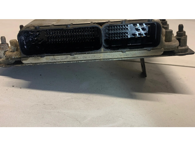 Řídící jednotka P04727664AC, 28SA5431   Chrysler Voyager 2002