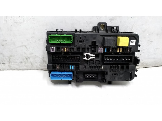  Pojistková skříňka 13206762, 5DK00866932   Opel Astra H 2006