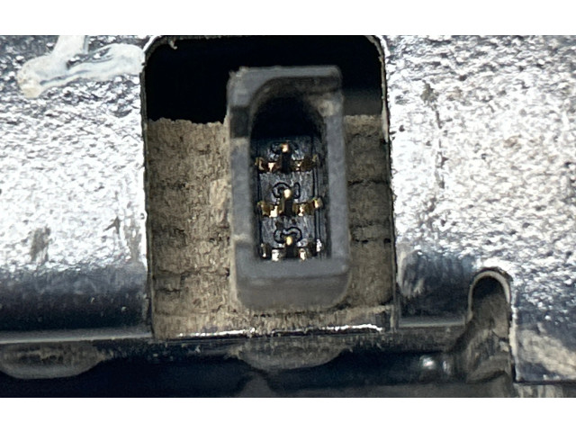Zámek zadních dveří 7E5827505A   Volkswagen Transporter - Caravelle T5 2011