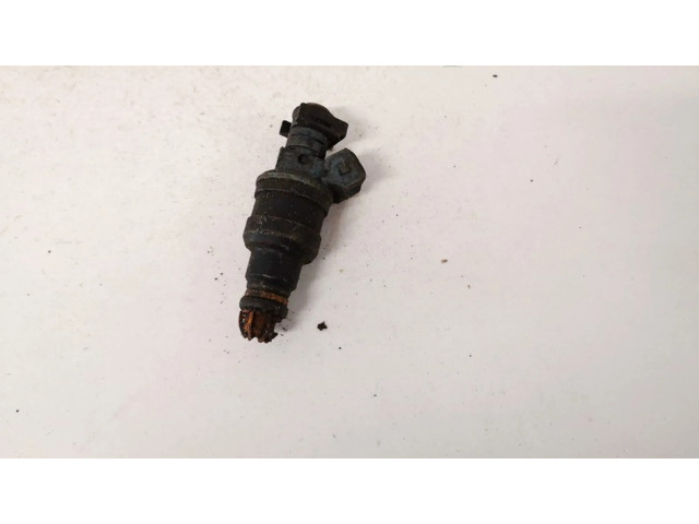Vstřikovač 0280150715   BMW 3 E30  pro benzínový motor 2.0  