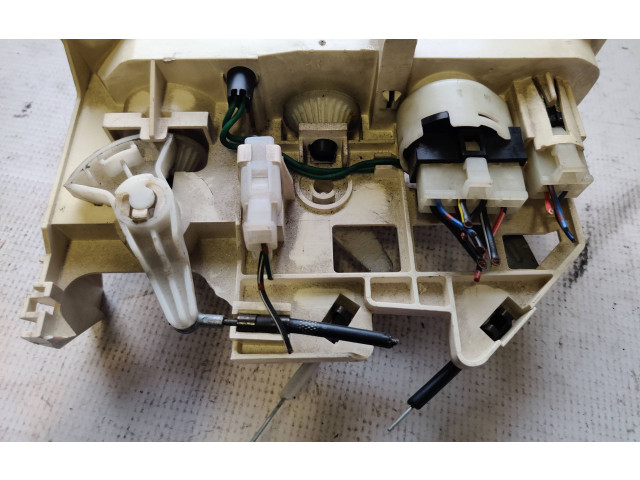 Блок управления климат-контролем MB439701   Mitsubishi Pajero Sport I