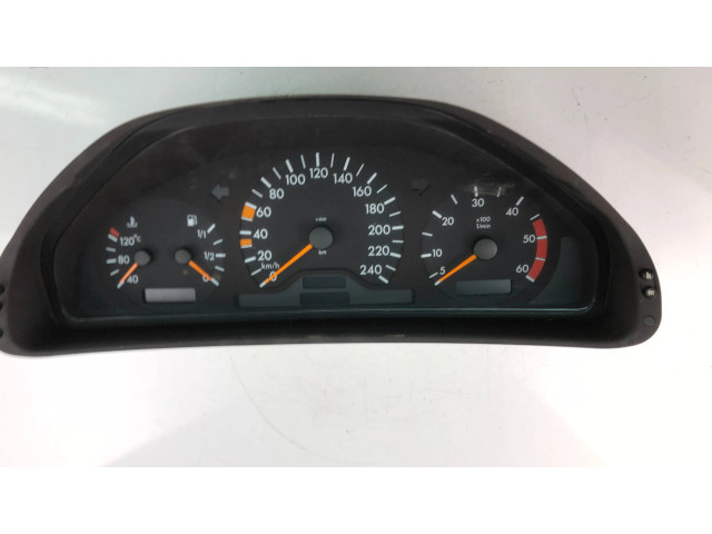 Přístrojová deska  Mercedes-Benz E W210 1999 2105401448  