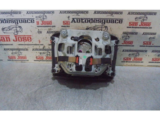 Подушка безопасности двери    Volkswagen Touareg I