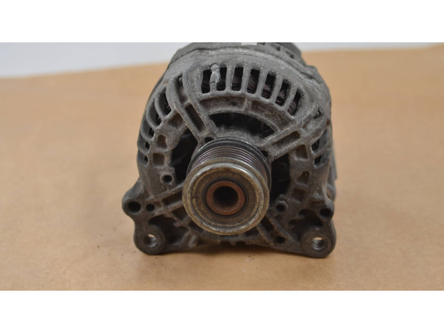 Генератор 06F903023F, 0124525091   Volkswagen Caddy      