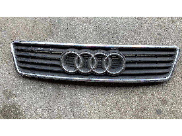 Передняя решётка Audi A6 S6 C5 4B 1997-2005 года 4B0853651A      