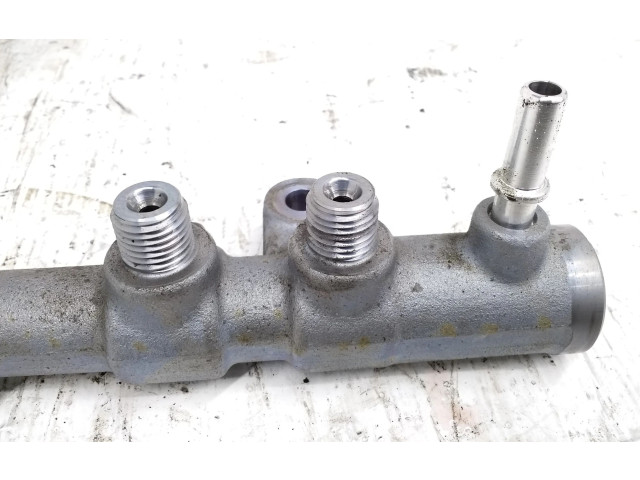 Vstřikovací lišta G4D39D280AA, 0445214332   Land Rover Range Rover Velar     