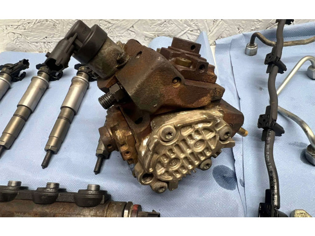 Vstřikovací lišta 804554, H82409395   Nissan X-Trail T31     