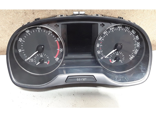 Přístrojová deska  Skoda Fabia Mk3 (NJ) 2015 6V0920740  
