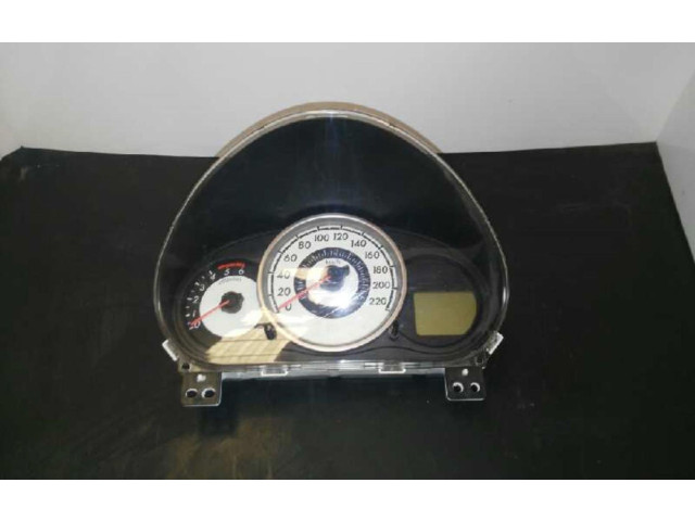 Přístrojová deska  Mazda 2 2003 A0DF76C  