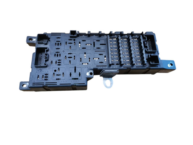   Pojistková skříňka 30728008, 518828108   Volvo S80 2005