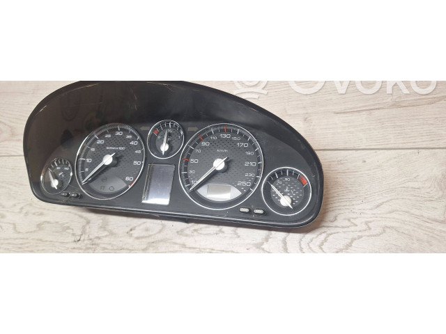 Přístrojová deska  Peugeot 607 2004 A2c53098089  