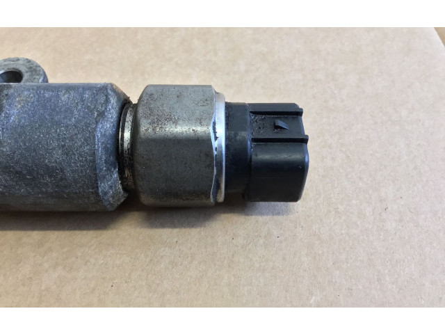 Топливная рампа 8945860010, KH013003   Lexus IS 220D-250-350  