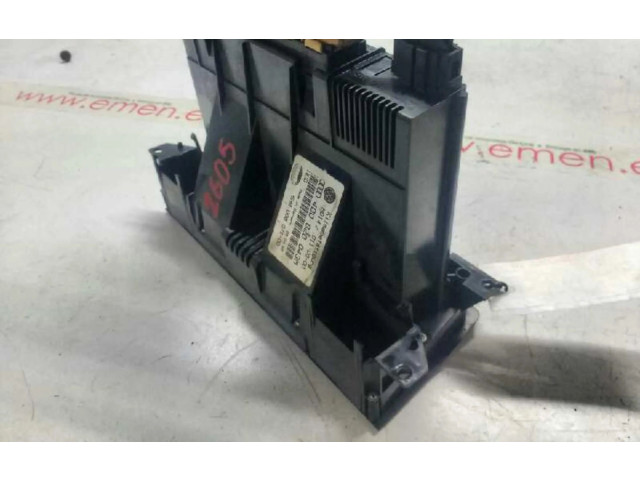 Блок управления климат-контролем 4D0820043M   Audi A8 S8 D2 4D
