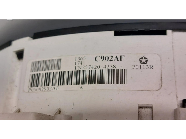 Přístrojová deska  Chrysler Pacifica 2005 TN257420-4238  
