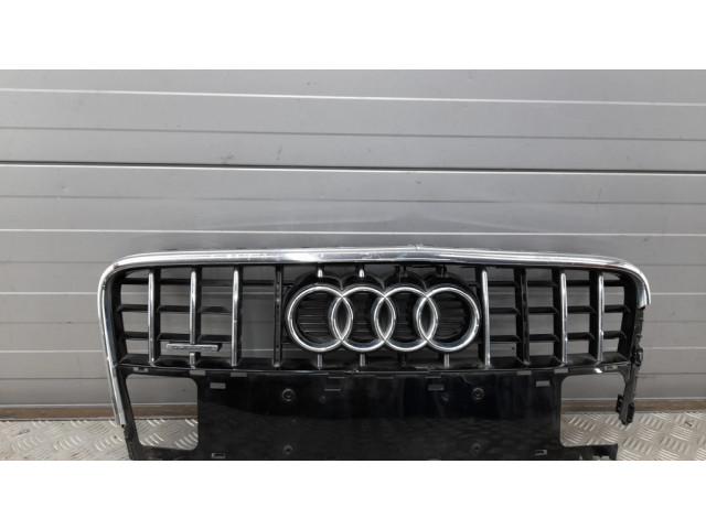 Верхняя решётка Audi Q7 4L 2005-2015 года 4L0853651E      