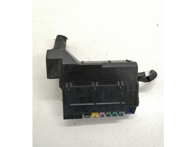   Pojistková skříňka 71543266, 24382AU010   Nissan X-Trail T30 2006