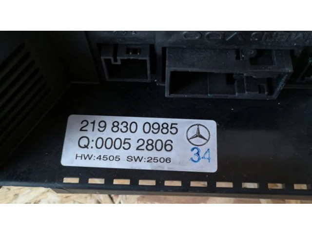 Блок управления климат-контролем 2198300985, 10070818   Mercedes-Benz CLS C219