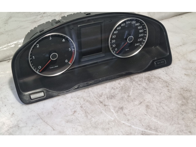 Přístrojová deska  Volkswagen Transporter - Caravelle T5 2012 7E0920860G, A2C34796000  