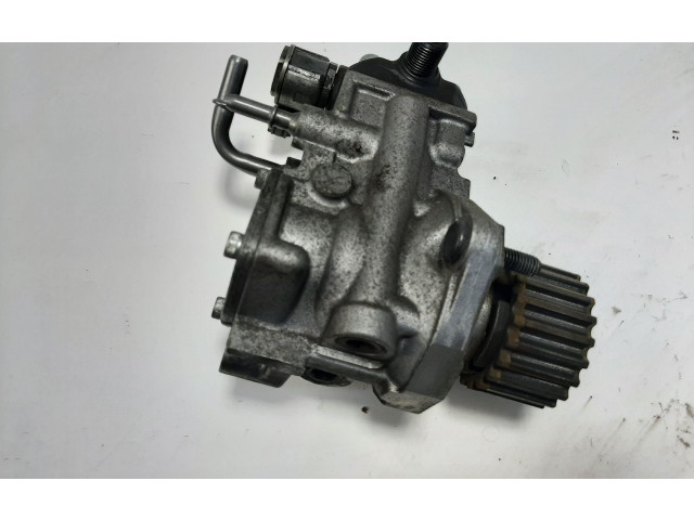 Vstřikovací čerpadlo 31432135   Volvo V40 Cross country     