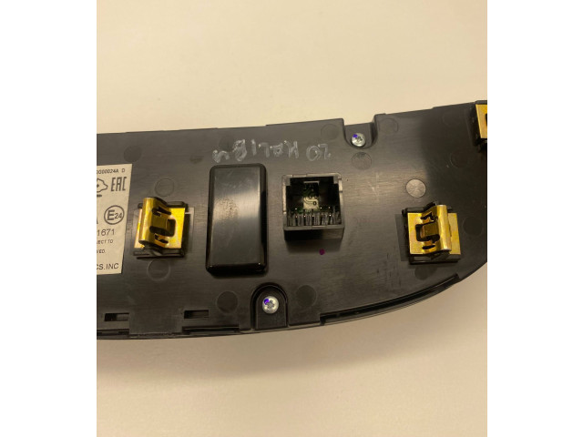 Блок управления климат-контролем 84105600, 84684288   Chevrolet Malibu