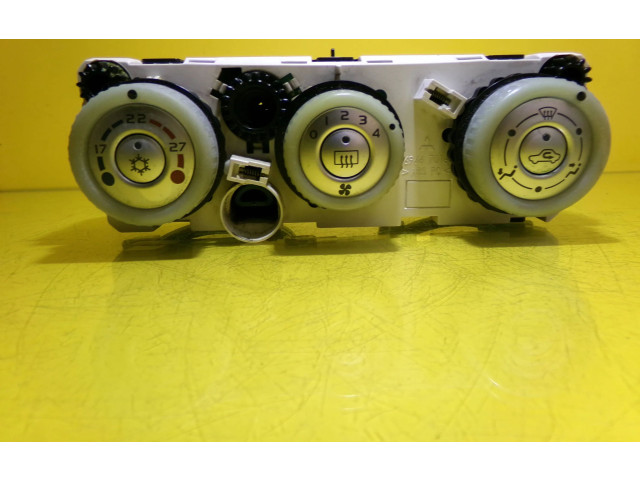 Блок управления климат-контролем 69657032   Mitsubishi Colt