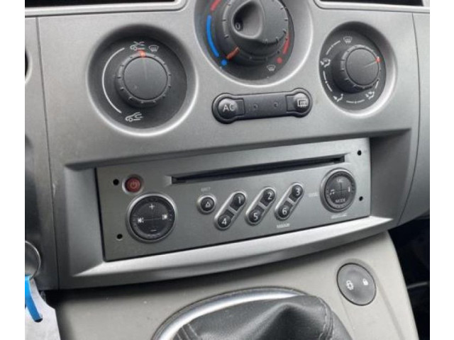 Спидометр (приборный щиток)    8200787774   Renault Scenic II -  Grand scenic II