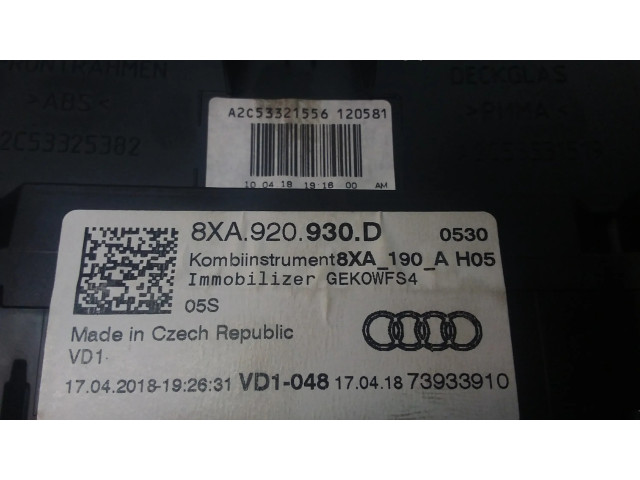 Přístrojová deska  Audi A1 2010 8XA920930D  