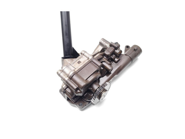 Масляный насос  M270.910 R2701810701  Mercedes-Benz GLA W156 