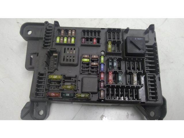  Pojistková skříňka 518954020A, 693168703   BMW X5 E70 2007