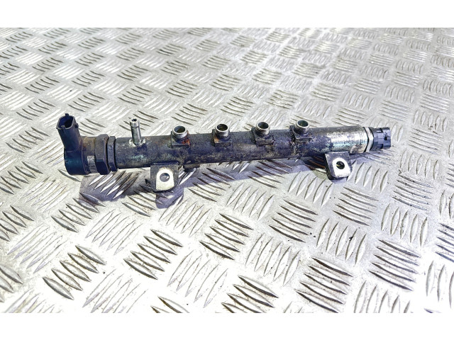 Топливная рампа 55200251, 0445214057   Saab 9-3 Ver2  